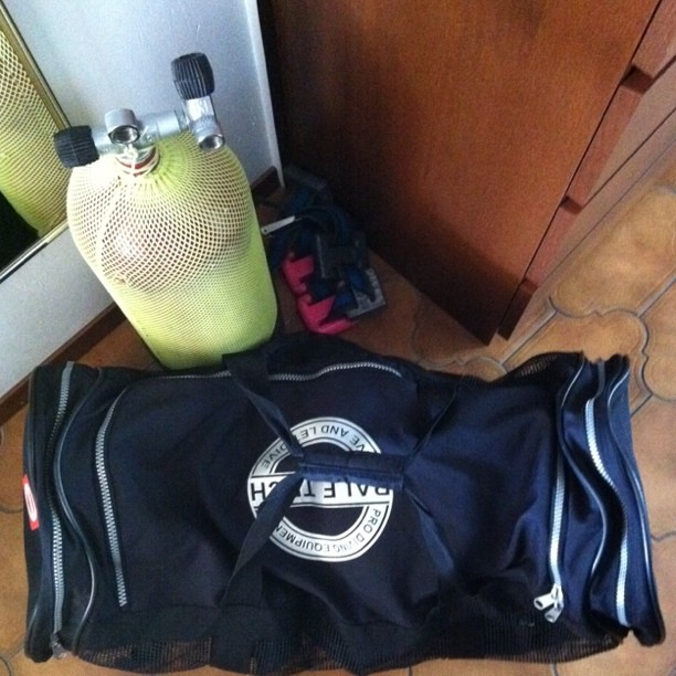 I picked up today... Scuba gear for Sunday's dive.