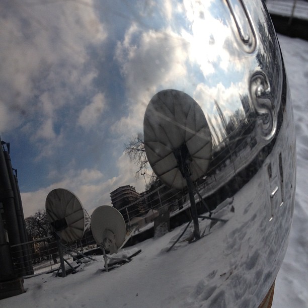 Data transmission.