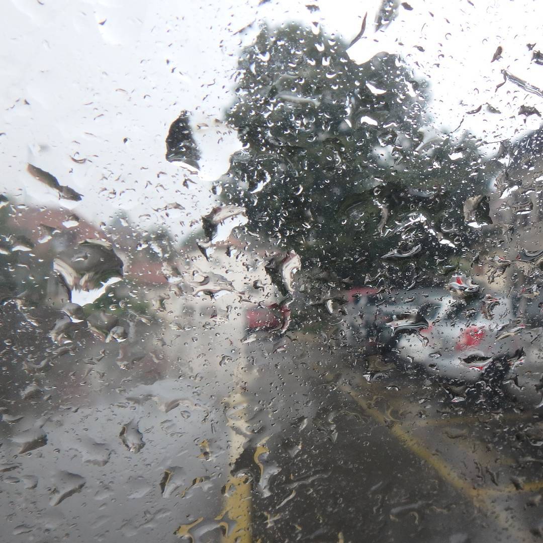 Ingress in the rain.