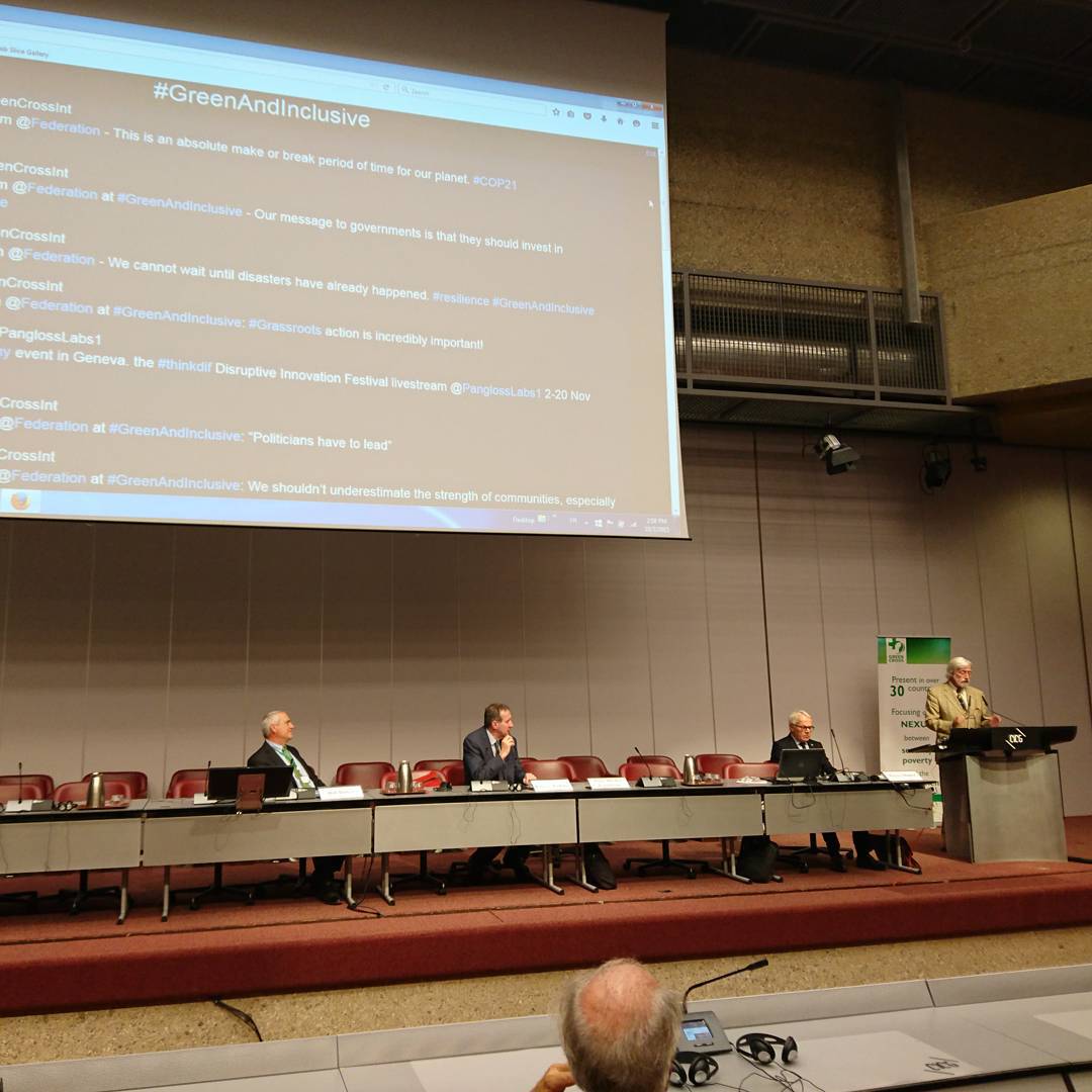 Jean Michel Cousteau speaking in Geneva just now. Special moment for me. I grew up watching his father's documentaries and wrote about them as a uni student. :-D