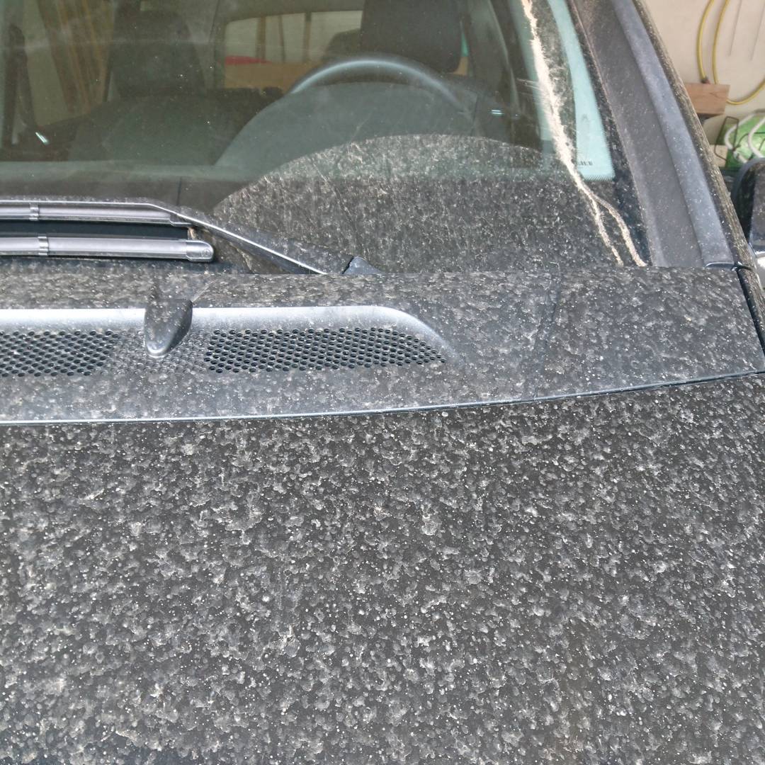 A sahelian sandstorm sneezed on the car :-)