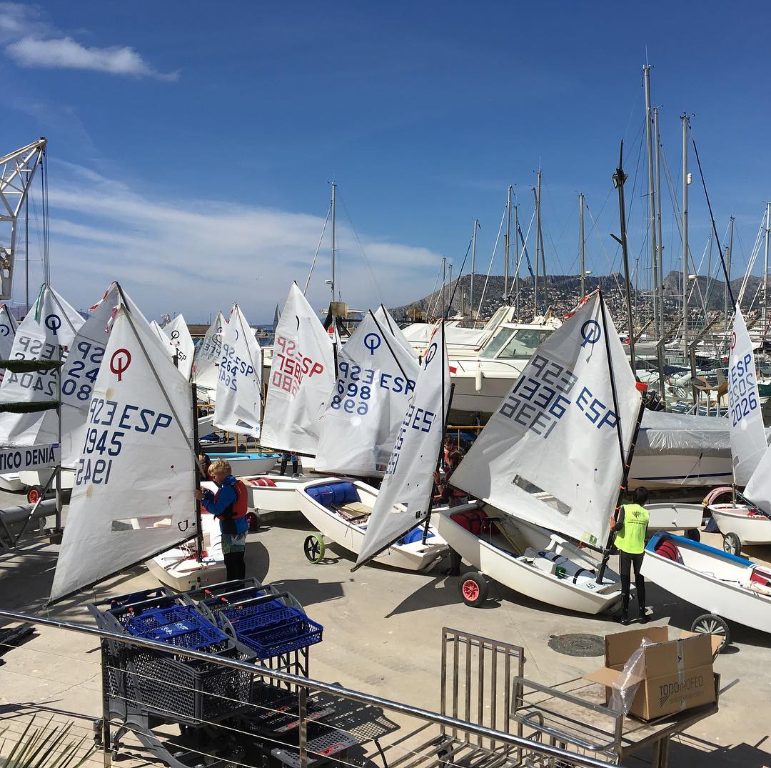 Children from Altea, Calpe, javea and other places meeting to go sailing as a group. It's like a Swiss ski day.