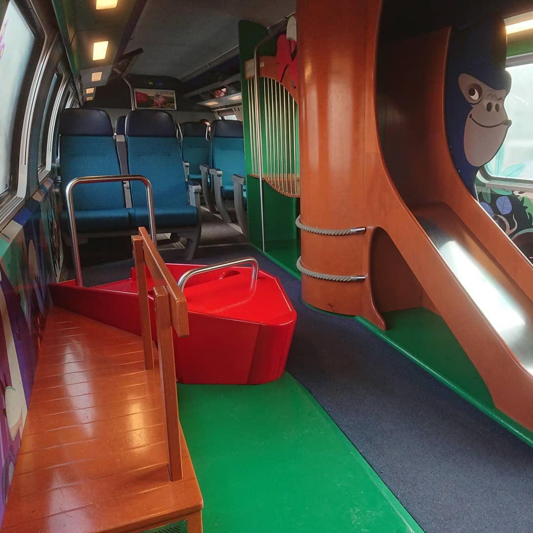 The playful commute.