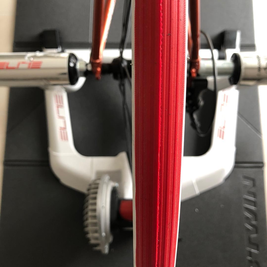 Winter tyre for indoor cycling and the indoor trainer.