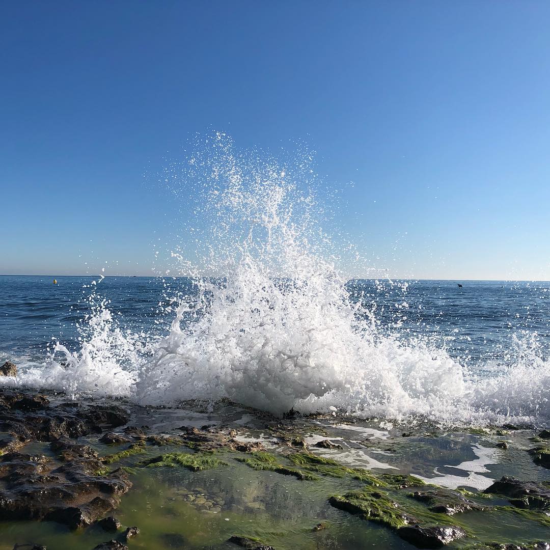 Usual sea picture.