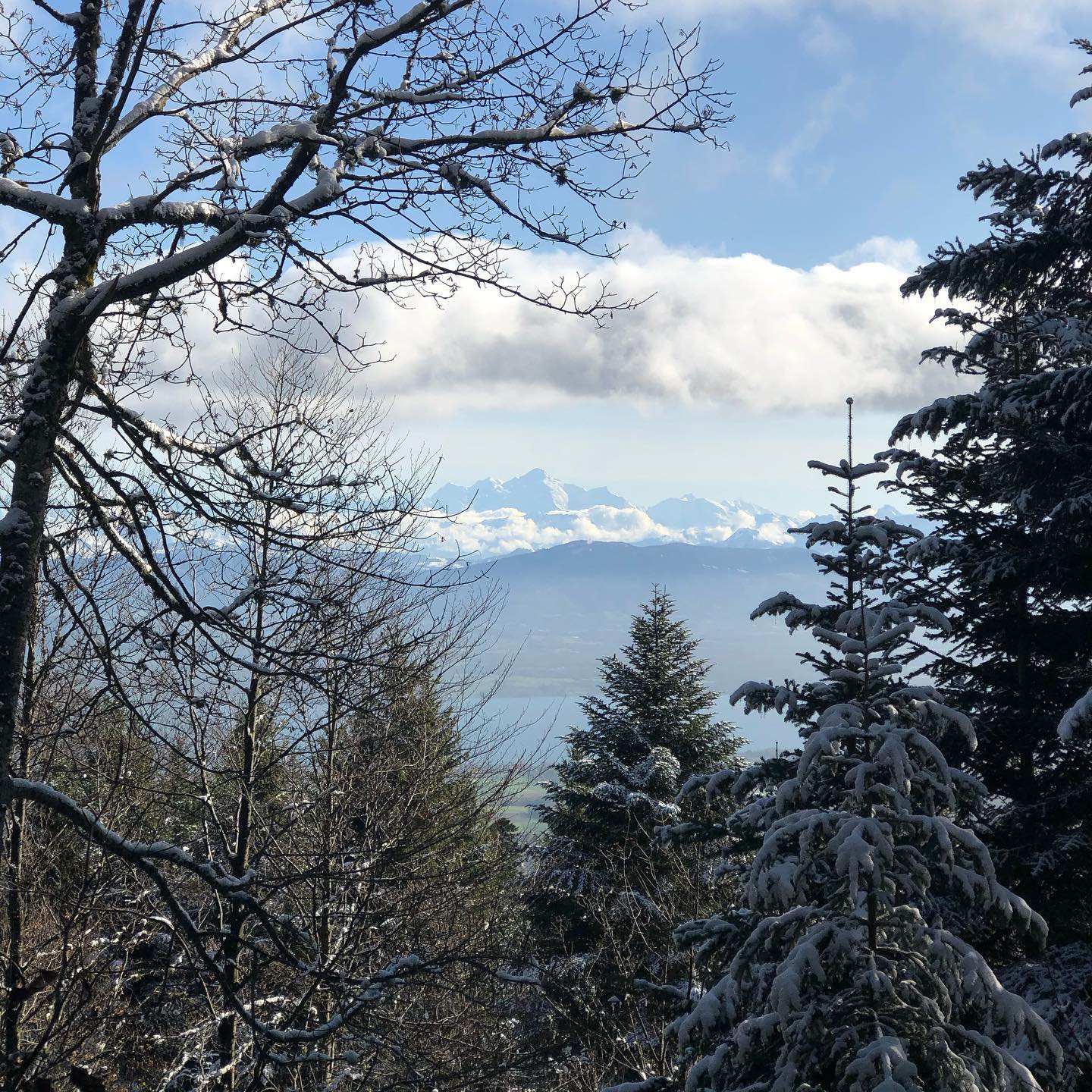 Walking up to La Barillette.