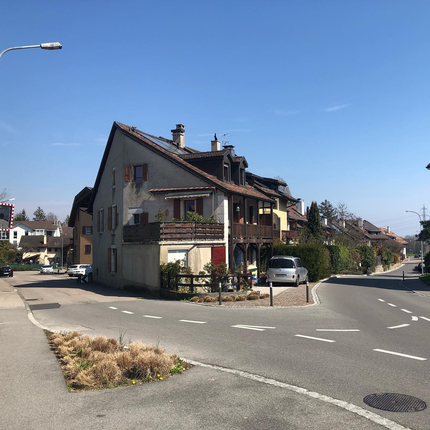 âWe should force people to be home.â Reality on the street. People are home. The rules are already being respected.