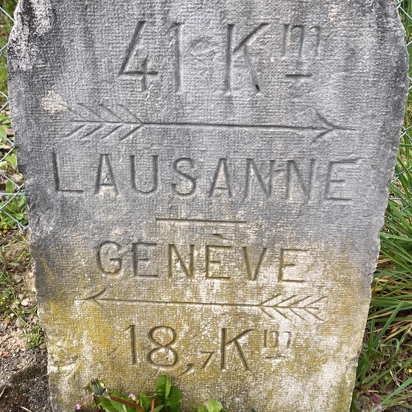 41km from Lausanne, 18,7 to Geneva